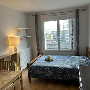 Apartamento Proche Metro, Créteil